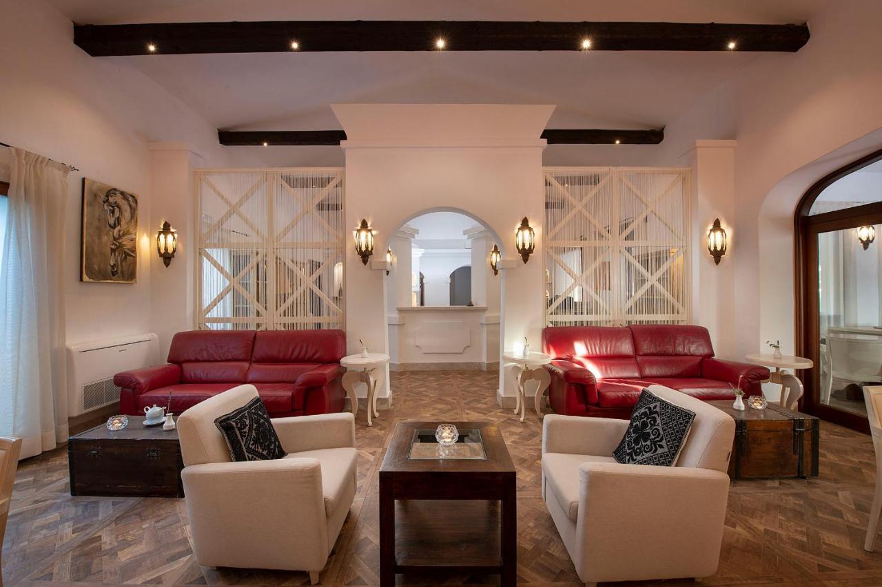 Villa Cavalieri Country Hotel Pula Kültér fotó
