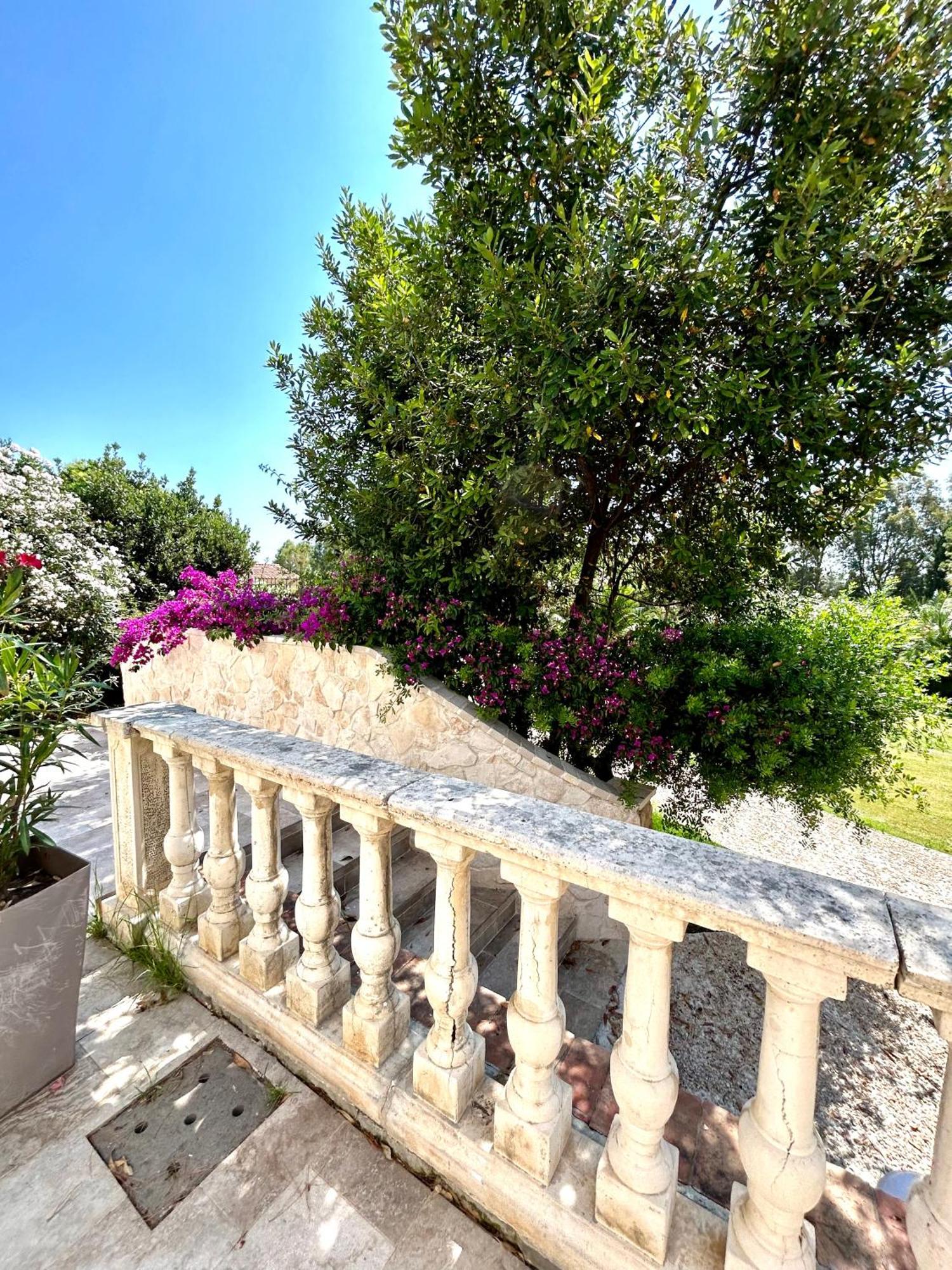 Villa Cavalieri Country Hotel Pula Kültér fotó